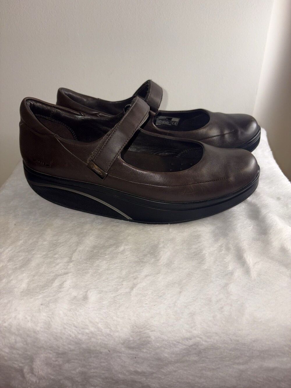 MBT Sirima Mary Jane Toning Walking Shoes Sz 8